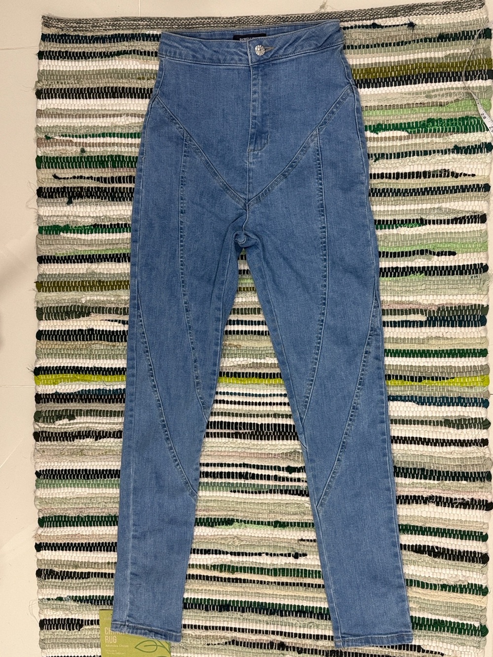 Super High-Waisted Paneled Skinny Jeans in Medium Blue